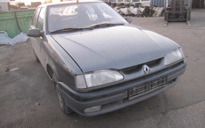 RENAULT 19