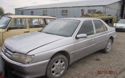 PEUGEOT 605