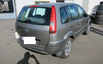 Ford	Fusion (02.04-.05.09)