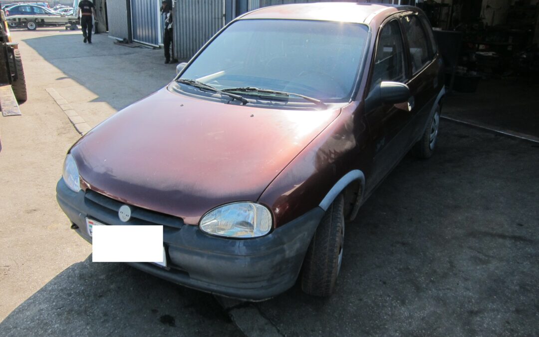 Opel Corsa B /93