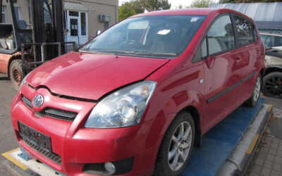 Toyota Corolla Verso (04.06-09.01)