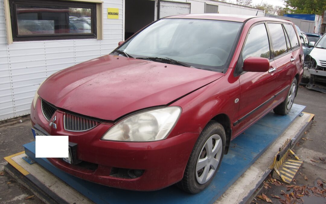 Mitsubishi Lancer 1.6 KOM 5 (03.09.-05.02)